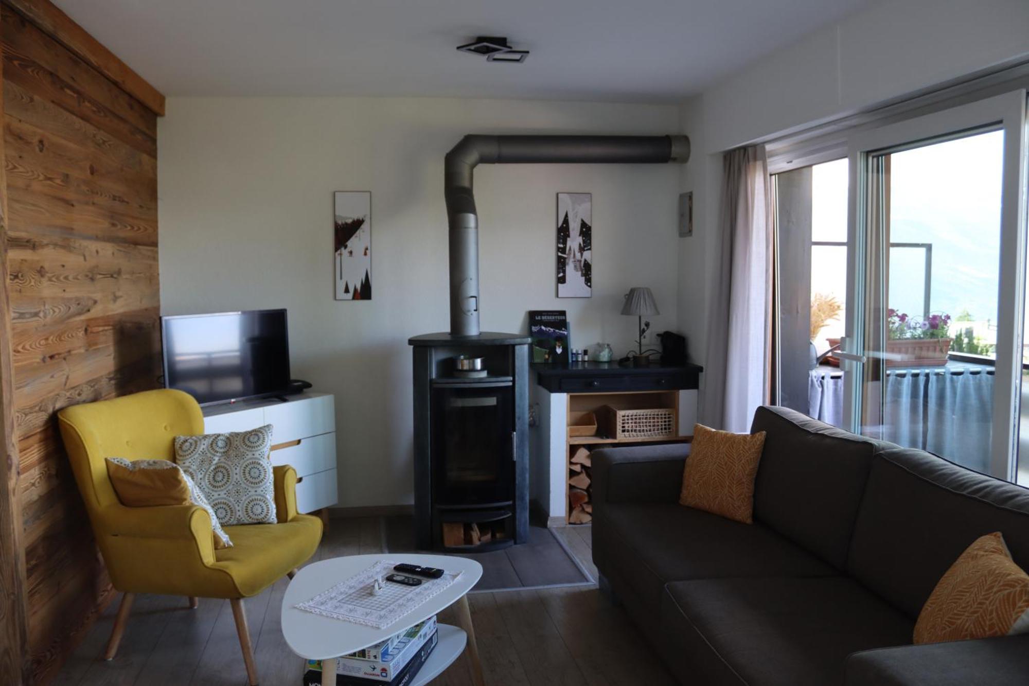 Comme Sur Un Nuage, Pour 4 Personnes * Nendaz