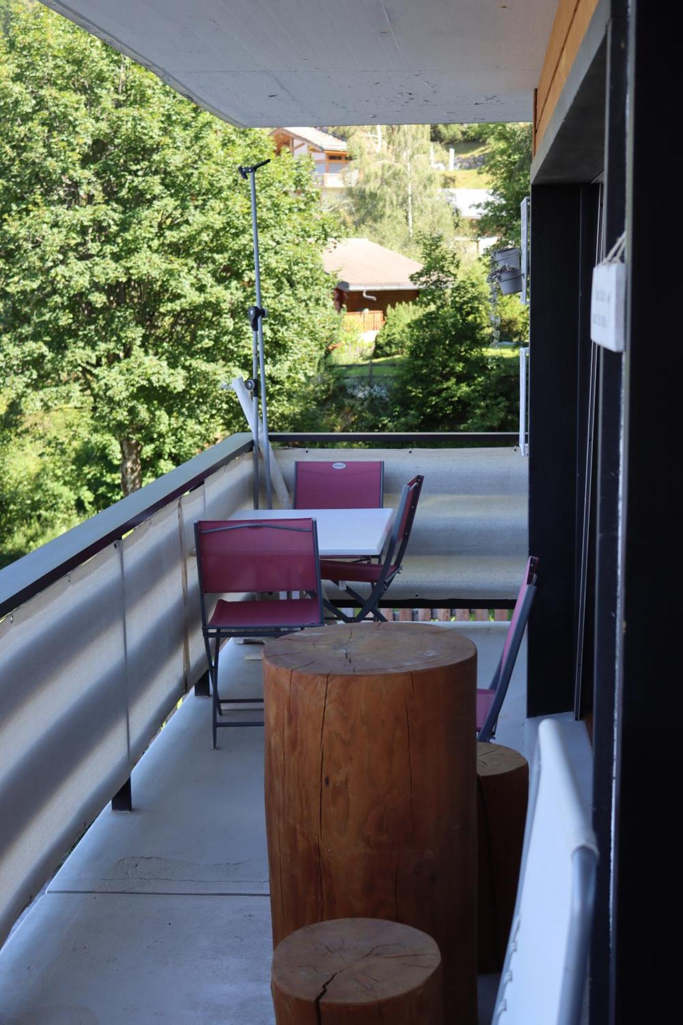 Comme Sur Un Nuage, Pour 4 Personnes * Nendaz